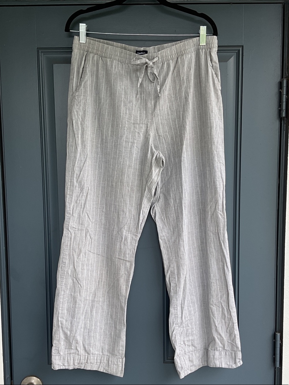 Gap Body Light Gray Stripe Women’s Lounge Pajama Pants, Size M